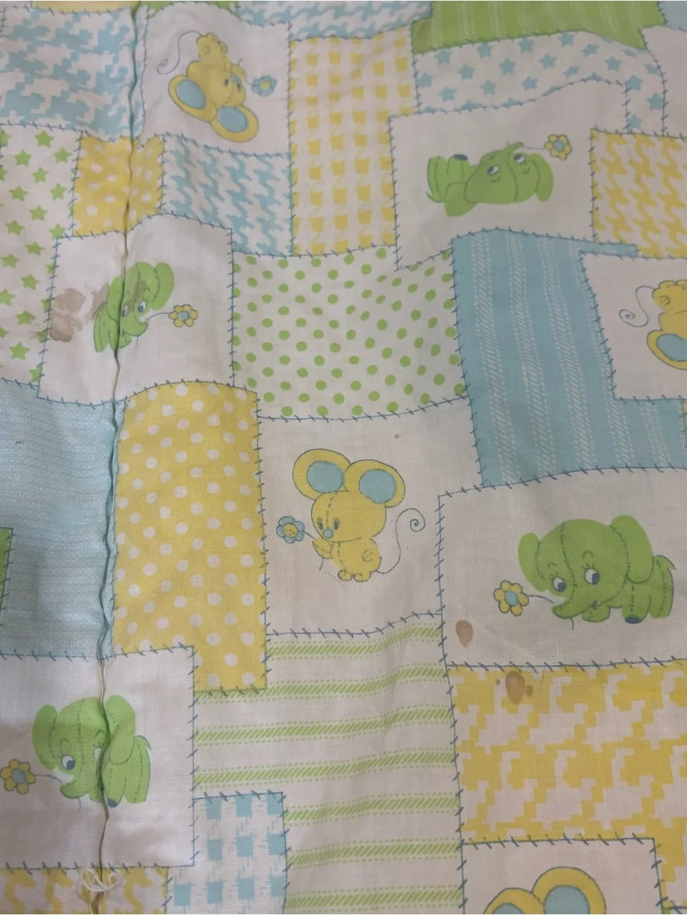 Vtg Curity Baby Crib‎ Quilt Blanket Patchwork Pals Animals USA 41x32 1980s